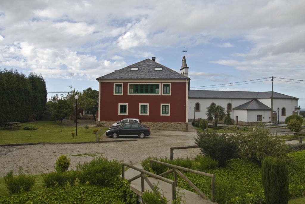 Gasthaus La Rectoral De San Juan El Franco Exterior foto